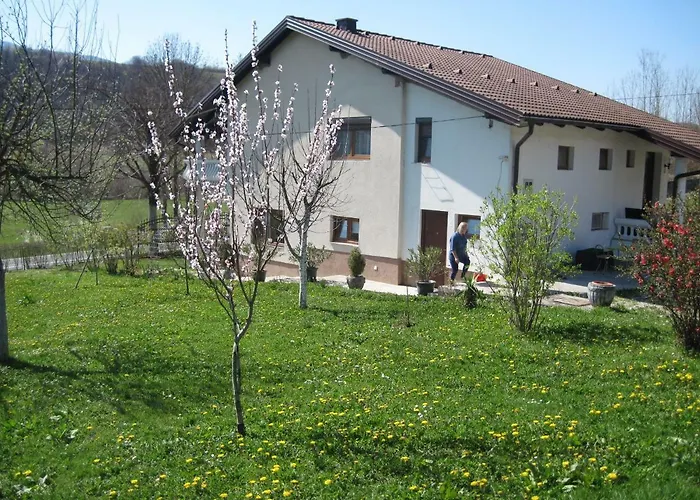 Apartment Yasica 2 3* Izačić